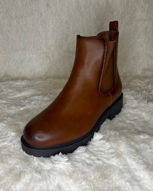 Lug Boots